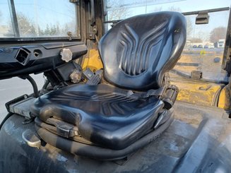 Carretilla contrapesada de 4 ruedas Caterpillar DP50NT - 5
