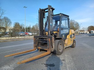 Carretilla contrapesada de 4 ruedas Caterpillar DP50NT - 1