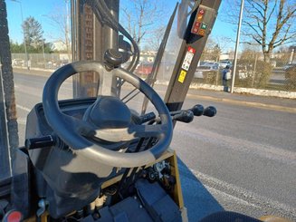 Carretilla contrapesada de 4 ruedas Caterpillar GC45K SWB