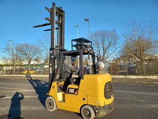 Carretilla contrapesada de 4 ruedas Caterpillar GC45K SWB