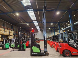 Carretilla retráctil Hangcha CQD18-XC5D-SI