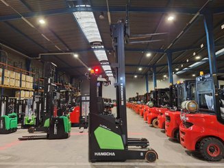 Carretilla retráctil Hangcha CQD18-XC5D-SI