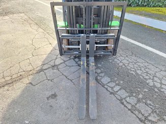 Carretilla contrapesada de 4 ruedas Hangcha AE25-I