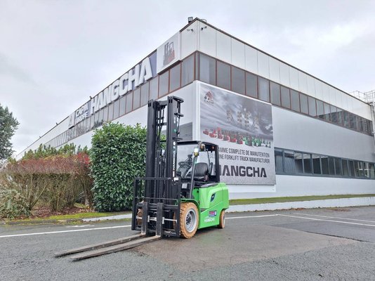 Carretilla contrapesada de 4 ruedas Hangcha AE30-I - 1