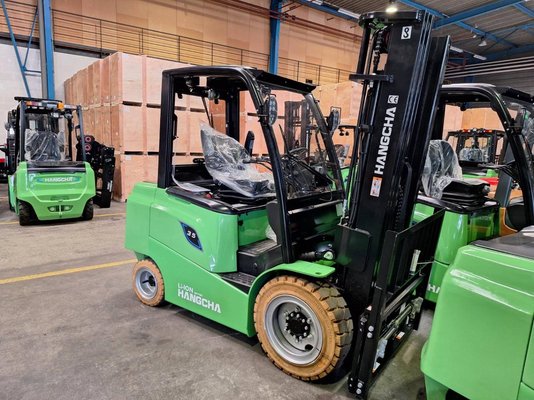 Carretilla contrapesada de 4 ruedas Hangcha AE35-I - 1