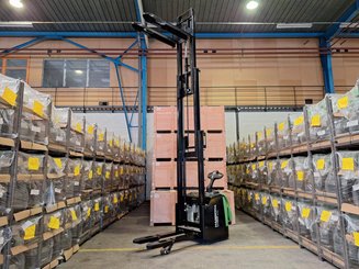 Apilador con plataforma Hangcha CDD16-AC2S-LI