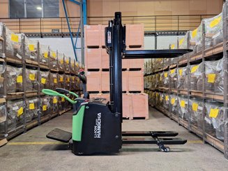 Apilador con plataforma Hangcha CDD16-AC2S-LI