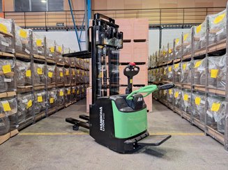 Apilador con plataforma Hangcha CDD16-AC2S-LI