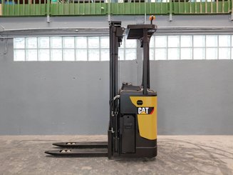Apilador con plataforma Caterpillar NSR16N