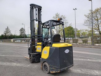 Carretilla articulada Aisle Master 20whe