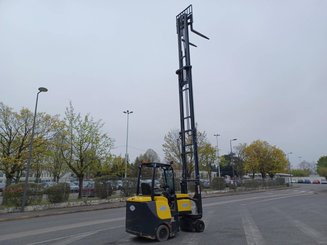 Carretilla articulada Aisle Master 20whe