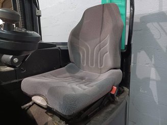 Carretilla retráctil Caterpillar NR16N