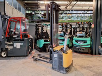 Apilador con conductor acompañante Mitsubishi SBP16N2I