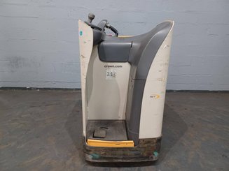 Transpaleta con plataforma Crown RT4020-2.0