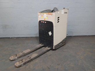 Transpaleta con plataforma Crown RT4020-2.0
