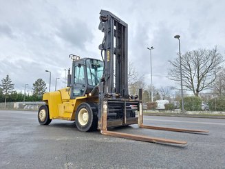 Carretilla contrapesada de 4 ruedas Yale GDP140EC