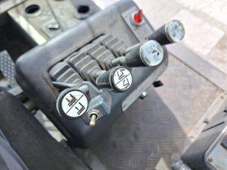 Carretilla contrapesada de 4 ruedas Dan Truck 9680 GD - 14