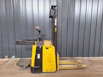 Apilador Yale MS12X