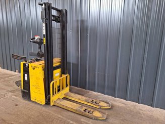 Apilador Yale MS12X