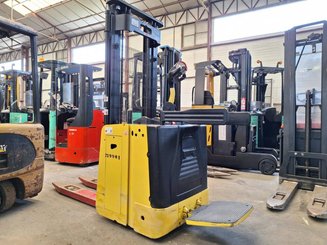 Apilador con plataforma Hyster S1.5S - 3