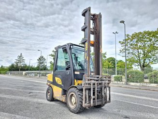 Carretilla contrapesada de 4 ruedas Yale GDP35VX