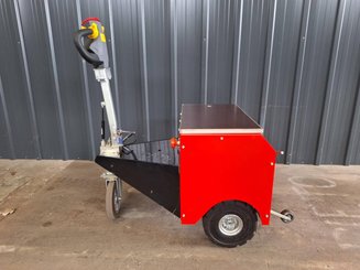 Tractor de remolque STI PTA1