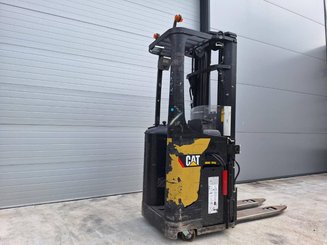Apilador con plataforma Caterpillar NSR20N