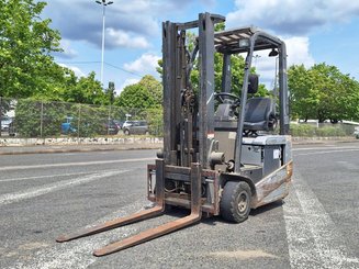 Carretilla contrapesada de 3 ruedas Nissan S1N1L130 - 1