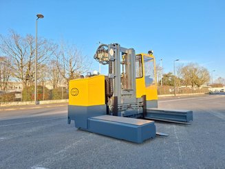 Carretilla multidireccional carga lateral Combilift ESL3545