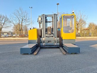 Carretilla multidireccional carga lateral Combilift ESL3545