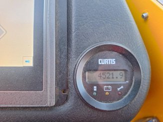 Carretilla multidireccional carga lateral Combilift ESL3545