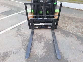Carretilla contrapesada de 4 ruedas Hangcha AE25-I