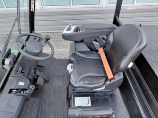 Carretilla contrapesada de 4 ruedas Hangcha X70i( CPD70-XC5-I)