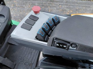 Carretilla contrapesada de 4 ruedas Hangcha X70i( CPD70-XC5-I)