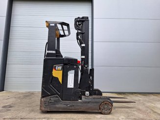 Carretilla retráctil Caterpillar NR16N2