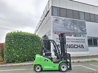 Carretilla contrapesada de 4 ruedas Hangcha XC35i