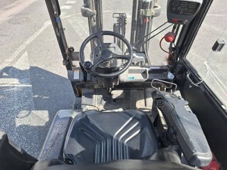 Carretilla contrapesada de 3 ruedas Caterpillar EP16NT