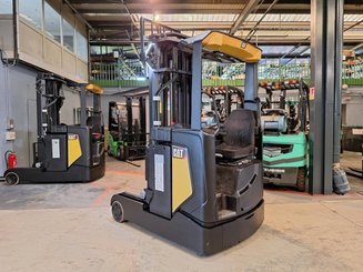 Carretilla retráctil Caterpillar NR16N2