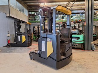 Carretilla retráctil Caterpillar NR16N2