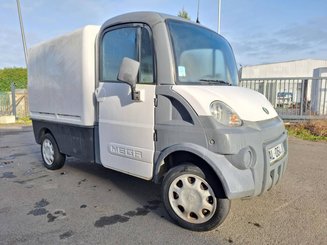 Camión furgones Mega MULTITRUCK