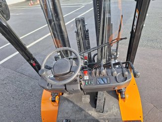 Carretilla contrapesada de 4 ruedas Hangcha XE38i