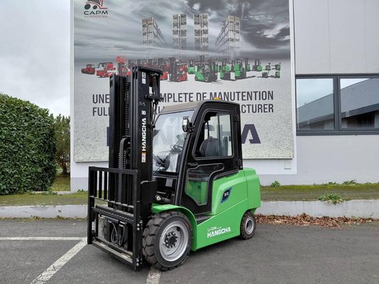 Carretilla contrapesada de 4 ruedas Hangcha AE30-I - 1