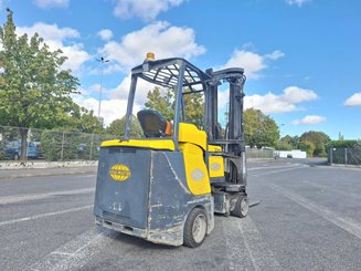 Carretilla articulada Aisle Master 20SE