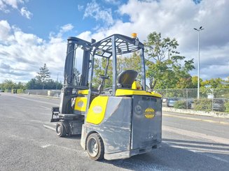 Carretilla articulada Aisle Master 20SE