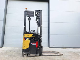 Apilador con plataforma Caterpillar NSR20N