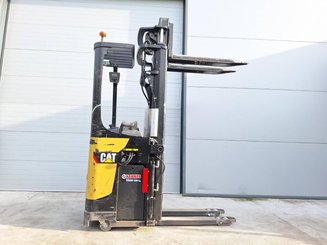 Apilador con plataforma Caterpillar NSR20N