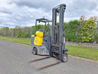 Carretilla articulada Aisle Master 20SE