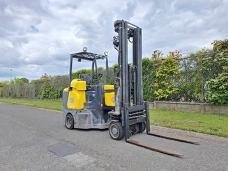 Carretilla articulada Aisle Master 20SE