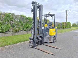 Carretilla articulada Aisle Master 20SE