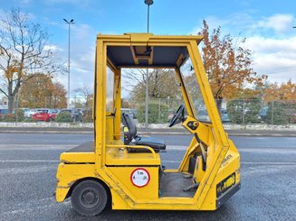 Tractor de remolque Charlatte TE206